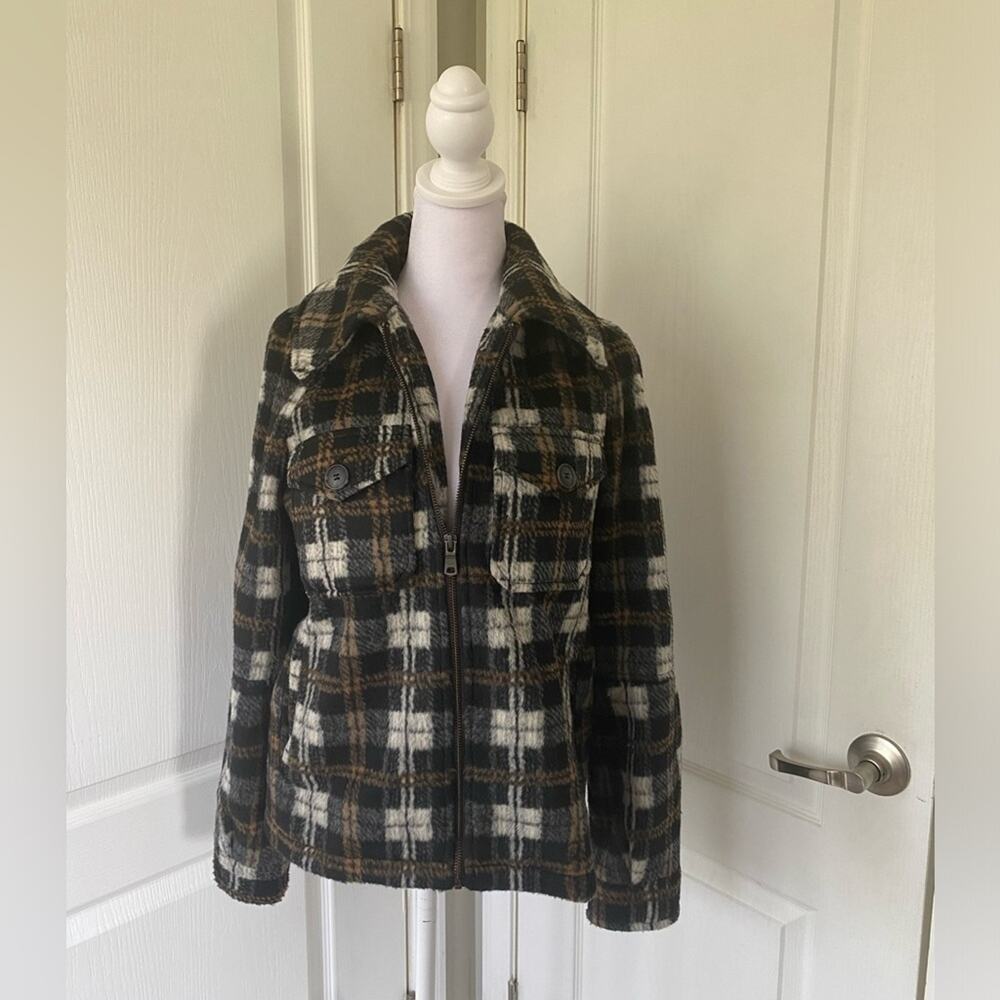 AVEC LES FILLES plaid jacket size medium. - Picture 2 of 14
